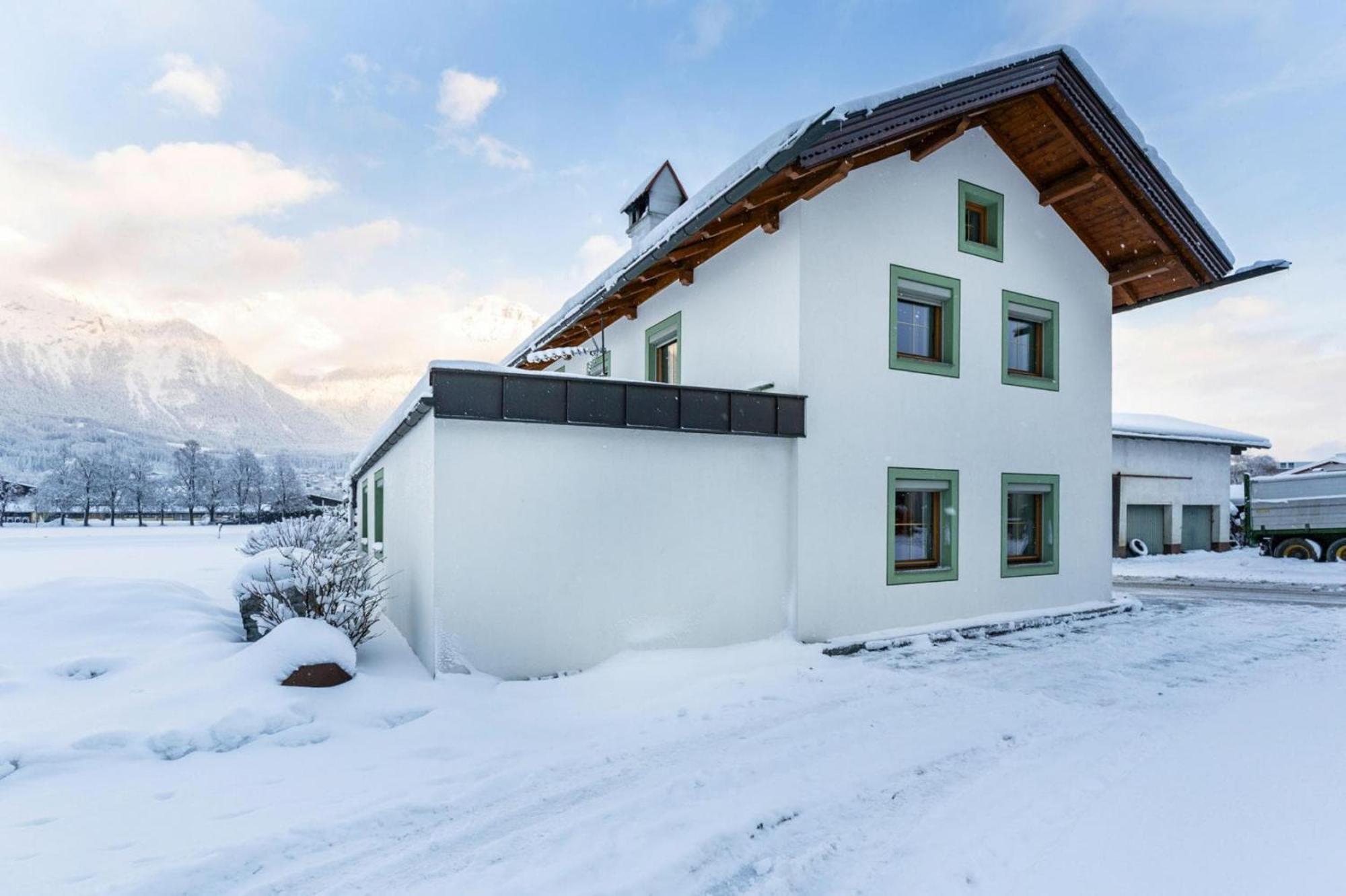 Holiday Home, Strass Im Zillertal Bagian luar foto